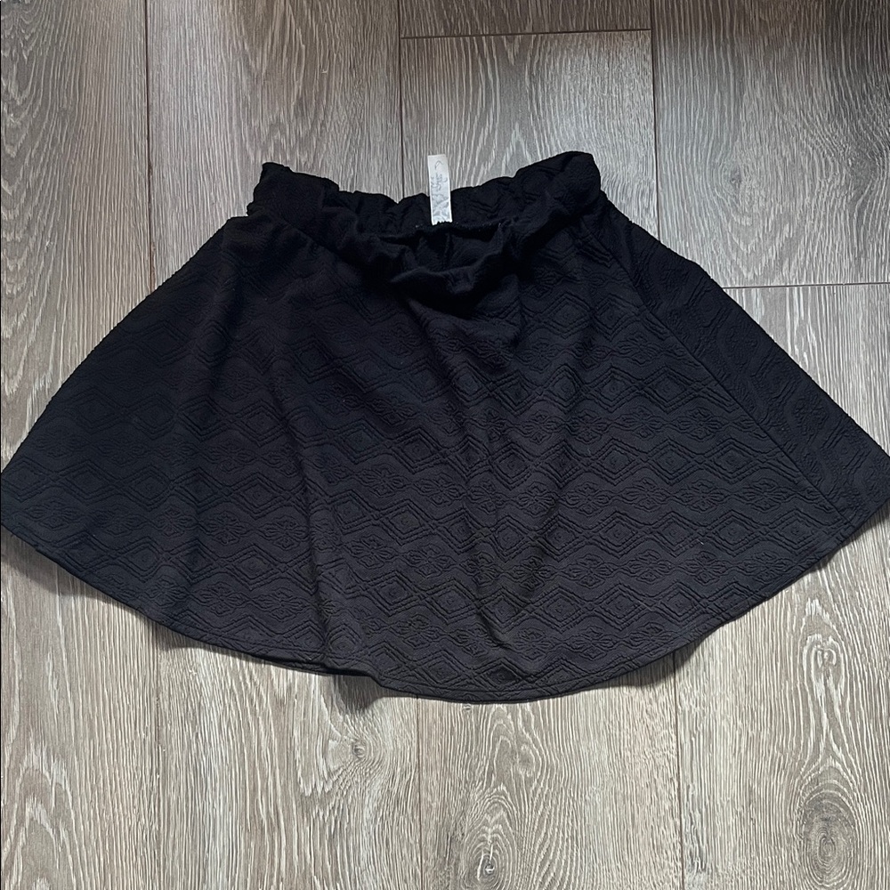 Bella D. Black Skater Skirt Medium